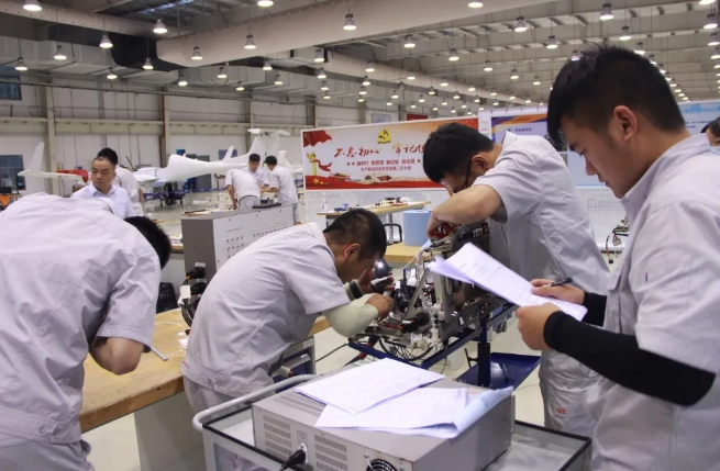 15979982304867631ecT.png blob.png