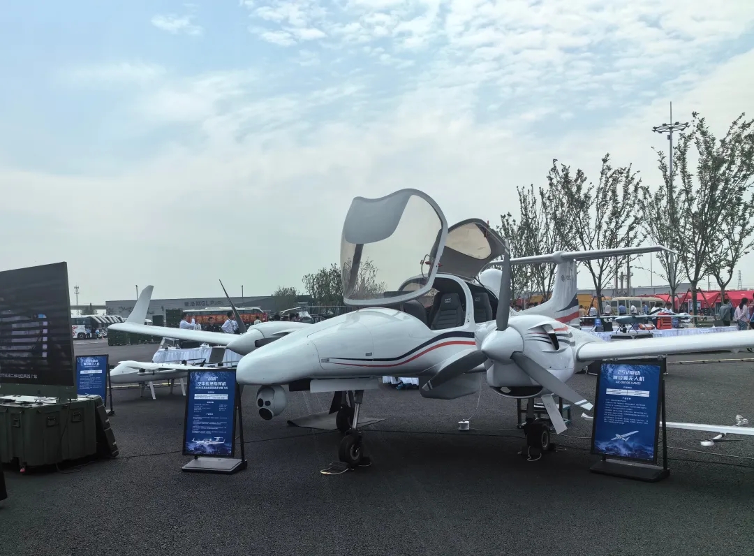 17191984407712235J1N.jpg 17191984407712235J1N.jpg