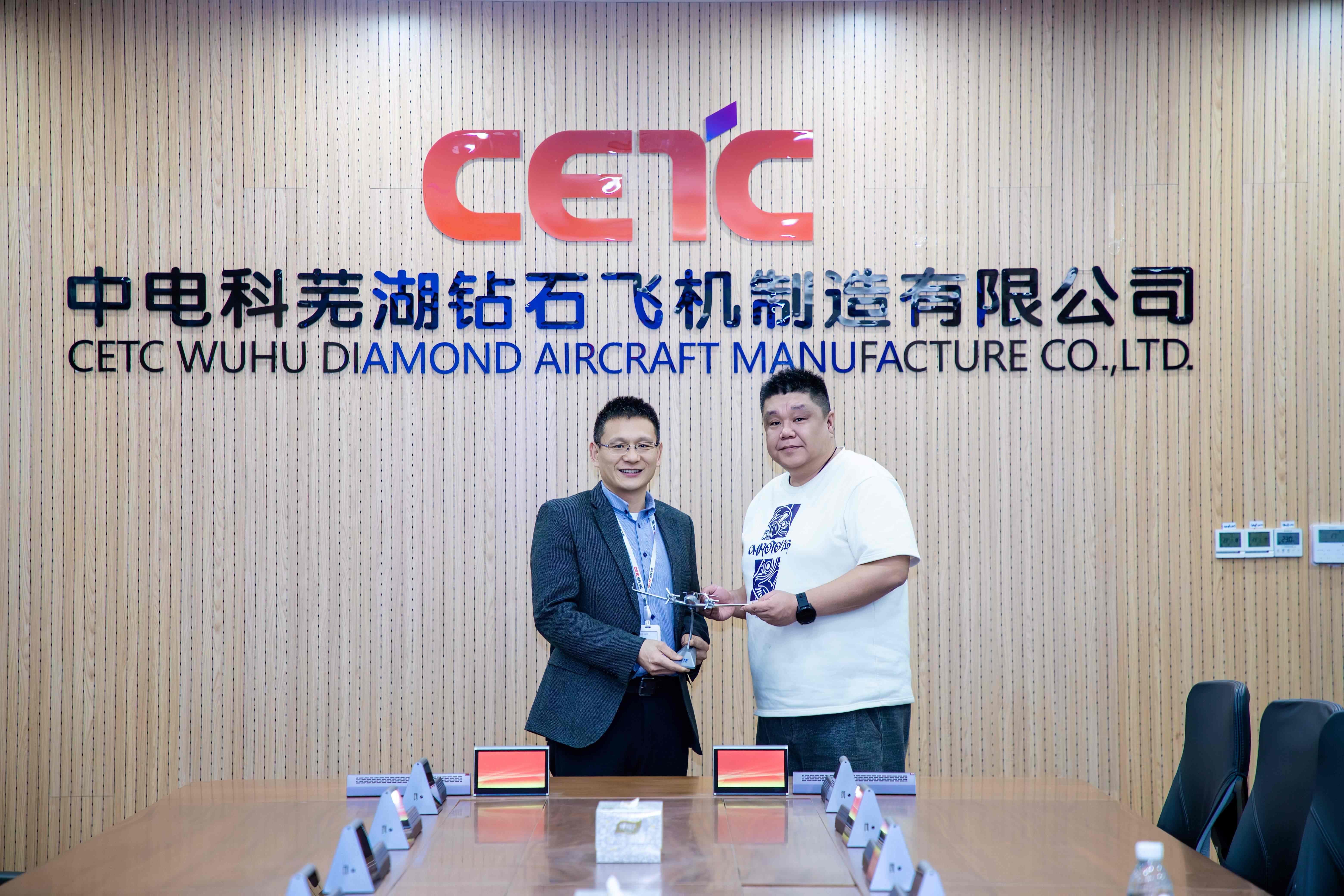 1768783135747886zcmu.jpg 73cbacaf9b690865ea8c6b6cdbd1ad4e(1).jpg